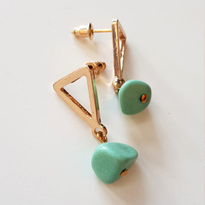 Turquoise Howlite Gemstones and Gold Triangle Earring's - Image 2