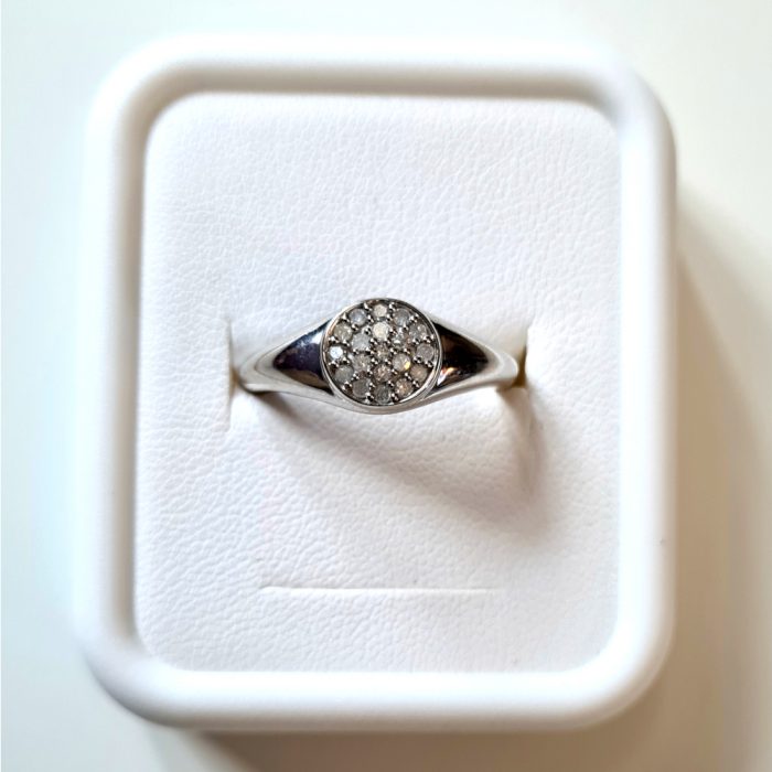 Platinum Diamond Ring - Image 2