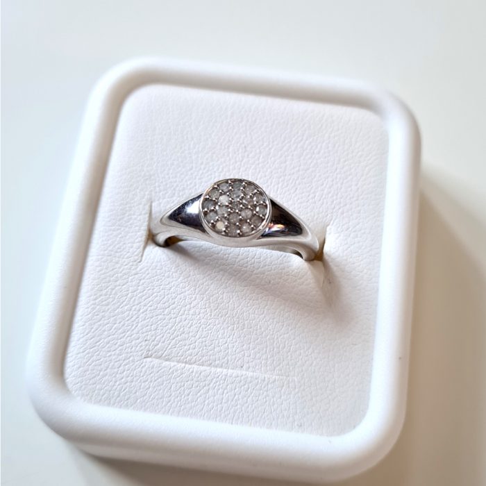 Platinum Diamond Ring - Image 3